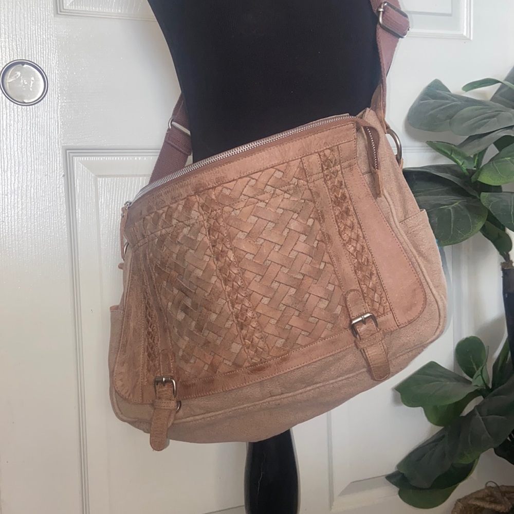 {{Anabaglish}} leather trim bag